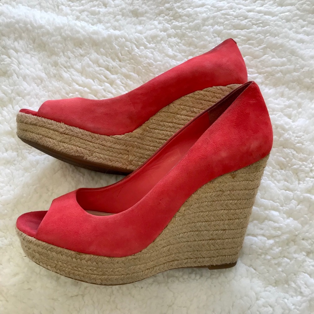 Vince Camuto Pink Peptoe wedges